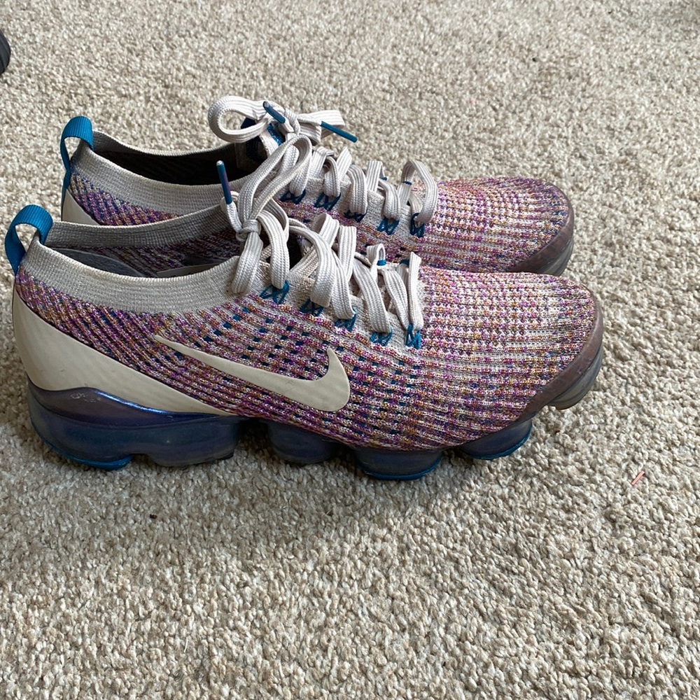 COPY - Lavender vapormaxes!